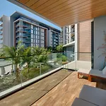 Urban Island Getaway At Bluewaters Next To Dubai Eye - 208