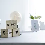 Luxurious 1 Bedroom Downtown