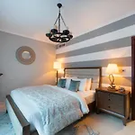 Burj Residence By Radiance Vacation Stays
