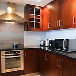 Nasma Luxury Stays - Fancy Apartment With Balcony Near Burj Khalifa