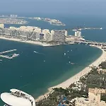 Lux Bnb Princess Tower Duplex Ocean & Palm Views