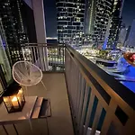 52 Luxury 1-Br With Breath Taking Views And Amenities