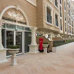 Furnished Studio, Close To All Amenties! - Resortz 11
