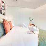 Unbeatable Rate Stylish 1Br With Balcony Near Metro By Deluxe Holiday Homes