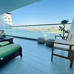 Luxury Apartmens Palm Jumeirah - Azure , Sea View ,Free Pool,Parking