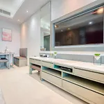 Lavish Studio At Bayz By Danube Business Bay By Deluxe Holiday Homes