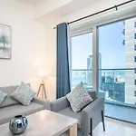 Luton Vacation Homes-Damac Heights Tower- Dubai Marina-21Ab03
