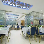Victoria Hotel