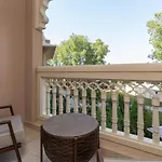 Royal Club By Rvhr, Grandeur Residence Crescent Palm Jumeirah