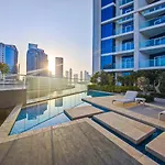Damac Prive - Xinyi Holiday Homes