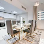 Dreamy 2Br At Marina Pinnacle Dubai Marina By Deluxe Holiday Homes