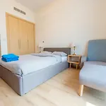 Luxury Escapes - Cozy Studio In Front Of Metro Stn - Access To Gym & Pool - Aura Azizi