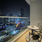 Bnbmehomes - Beautiful Lake View Studio Near Marina - 1504