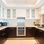 Higuests - Amazing Apartment Overlooking Burj Khalifa!