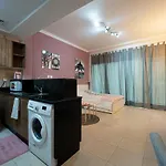 Cozy Studio In Downtown Dubai