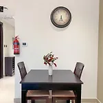 Mira Holiday Homes - Lovely Studio With Balcony