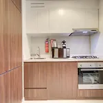 Brand NEW 1BR - Business Bay - Burj Khalifa View 1303