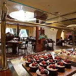 Knight Castle Hotel