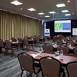 Holiday Inn Express Dubai Internet City By Ihg