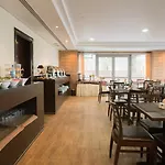 Tulip Creek Hotel Apartments