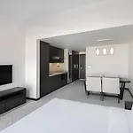 Hyatt Place Dubai Jumeirah