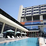 Studio One Hotel