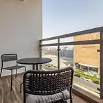 Hashtag Holiday Home - Excellent 1Bdr With City View In Media City