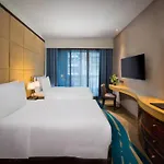 Savoy Suites Hotel Apartment - Newly Renovated