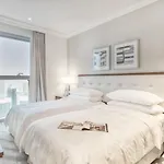 Fv, Luxury Apartment - Not Operational