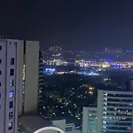 Delhi backpackers