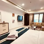 3 Bedroom Sea View Apartment Princess Marina ! Walk To Beach