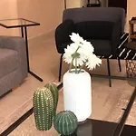 Luxury 3 Bedroom Apartment - Dubai Mall 5 Min Walk
