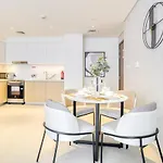 Peaceful 1Br At Creek Rise Tower 2 Dubai Creek Harbour By Deluxe Holiday Homes