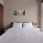 Reva Residences - 5 Min To City Center Downtown - Views To The Canal