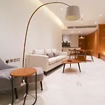 شقة خاصة في فايف جميرا مع مسبح خاص Private Apartment In A Hotel Five Jumeirah Village With Private Pool