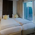 Oskena Vacation Homes - Waterfront Downtown