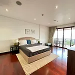 Signature Living Resort Apartments With Private Beach And Laguna Pool , Palm Jumeirah