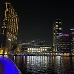Private Gorgeous Room With Marina View With Shared Kitchen In Shared Apartment