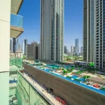 Luxury Staycation - Fancy Apartment Connected To Burj Khalifa