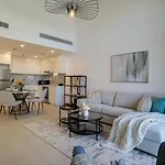 Higuests - Charming Modern Apartment Close To The Souk In Mjl