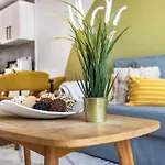 The Smart Concierge - Royal Oceanic