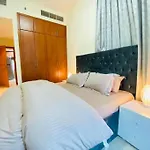 Dubai Marina 1 Bedroom Hall Apartment With Beautiful View