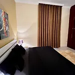 Independent Spacious 3 Bedroom Villa