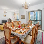 Spacious 4-Bed In Jbr Rimal With Access To Beach!