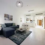 Luxury Staycation - Park Gate Residences - Lush Green Garden Of Zabeel Park