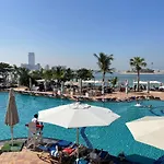 Luxurious 2 Bedroom Apartment In Anantara Hotel And Residences