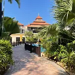 Luxurious 2 Bedroom Apartment In Anantara Hotel And Residences