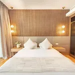Fam Living Bluewaters - Island Living - Ain Dubai & Sea View