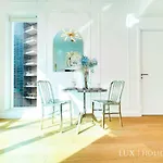 Lux Marina Promenade Penthouse Suite