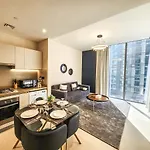 Stay By Latinem Luxury 1Br Holiday Home Cv A2011 Near Burj Khalifa